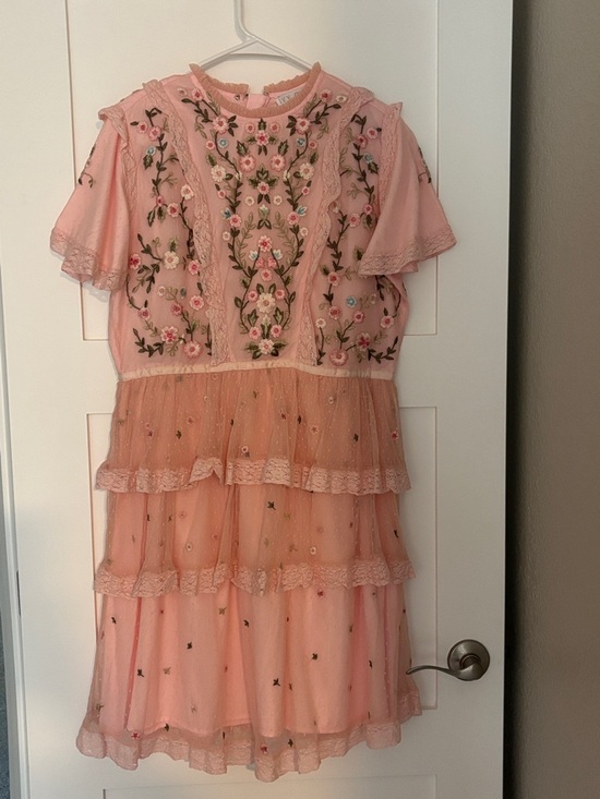 Ivy City Co Dresses & Skirts - Ivy City Co Pink Embroidered Tiered Midi Dress